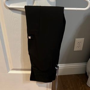 Figs High Waisted original Yola scrub bottoms with cinched waistband (XS petite)